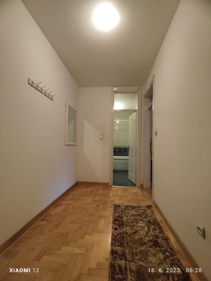Srecko No3 Apartment เบลเกรด ภายนอก รูปภาพ