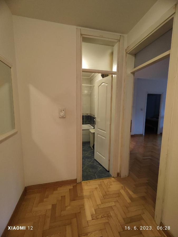 Srecko No3 Apartment เบลเกรด ภายนอก รูปภาพ